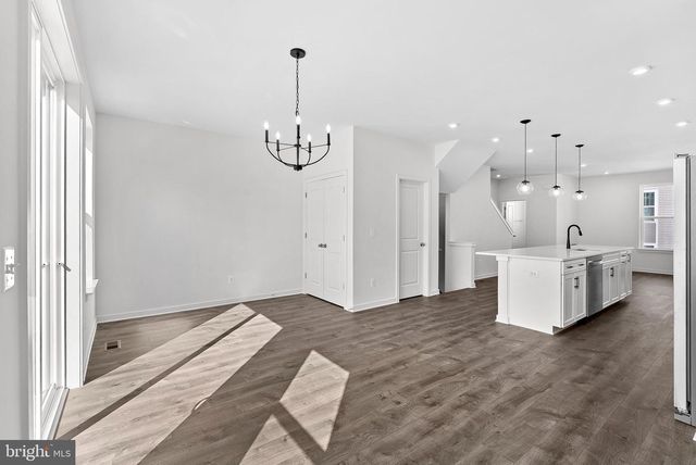 17990 ALICIA AVE, Dumfries, VA 22026