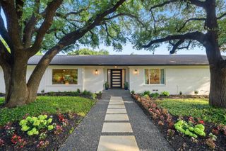 4336 Irvin Simmons Drive, Dallas, TX 75229