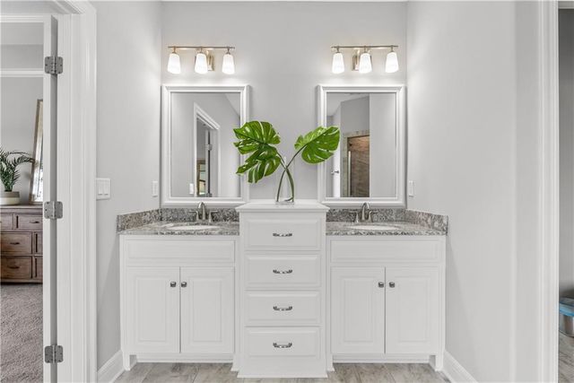 2634 River Trail Road, Lee's Summit, MO 64082