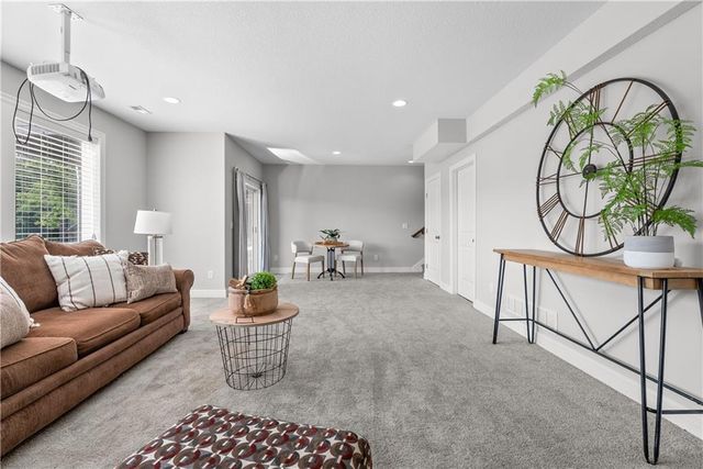 2634 River Trail Road, Lee's Summit, MO 64082