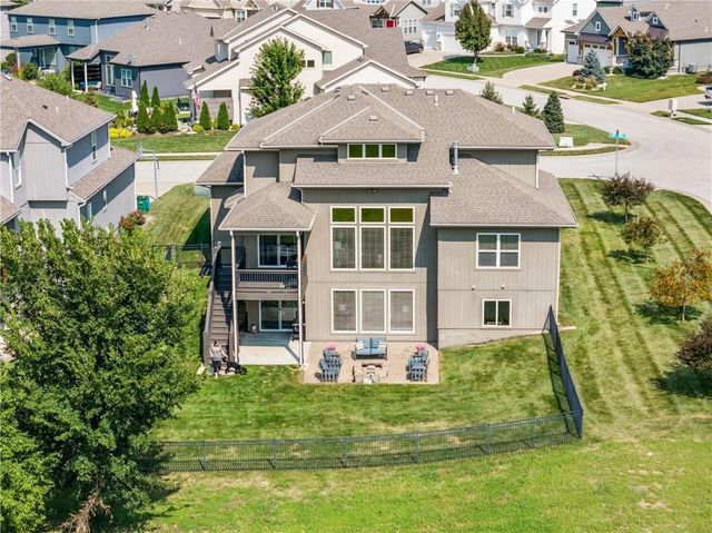 2634 River Trail Road, Lee's Summit, MO 64082
