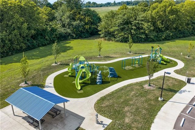 2634 River Trail Road, Lee's Summit, MO 64082