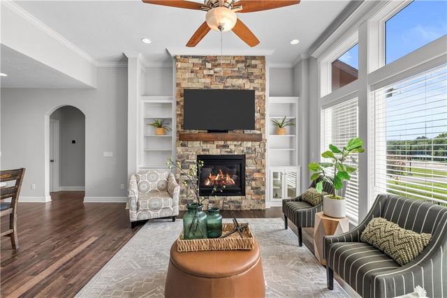 2634 River Trail Road, Lee's Summit, MO 64082