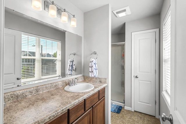 214 Breezy Grass Way, Madison, WI 53718