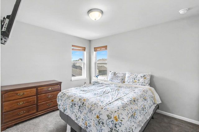 214 Breezy Grass Way, Madison, WI 53718