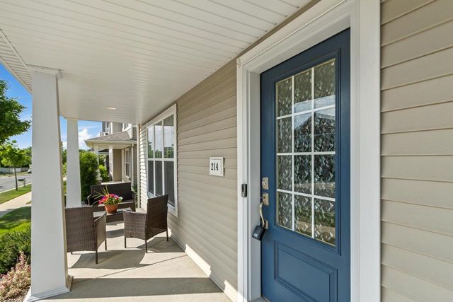 214 Breezy Grass Way, Madison, WI 53718