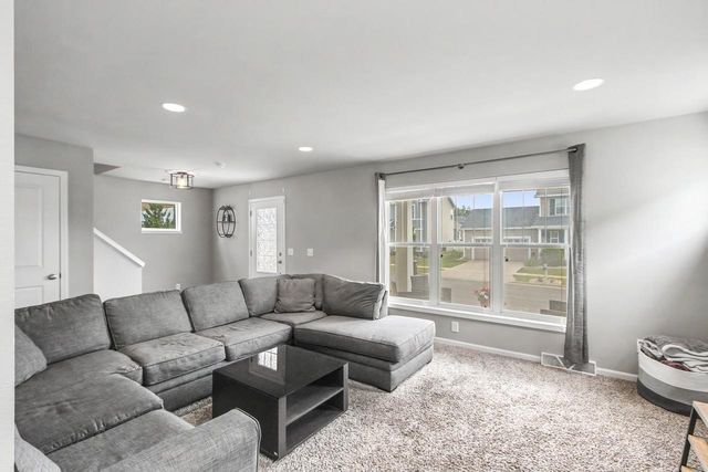 214 Breezy Grass Way, Madison, WI 53718