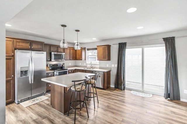 214 Breezy Grass Way, Madison, WI 53718