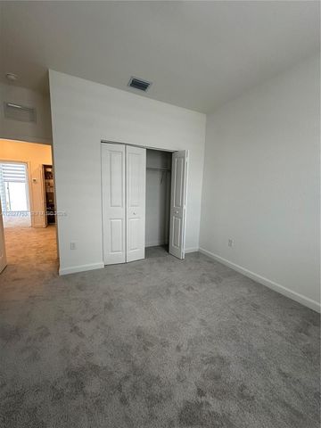 643 SE 15th St, Homestead, FL 33034