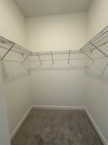 643 SE 15th St, Homestead, FL 33034