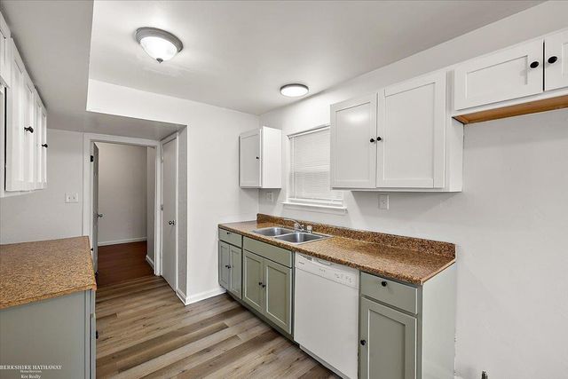 219 Asland Street, Detroit, MI 48215