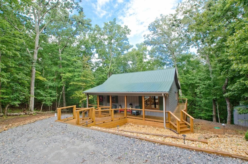 745 Lakeshore Drive, Jasper, GA 30143