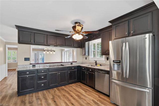 2 Miles Cary MEWS, Hampton, VA 23669