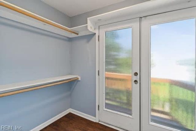 2 Miles Cary MEWS, Hampton, VA 23669