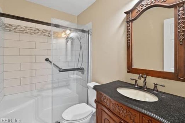 2 Miles Cary MEWS, Hampton, VA 23669