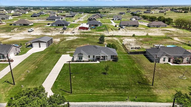 2407 County Road 4010, Decatur, TX 76234