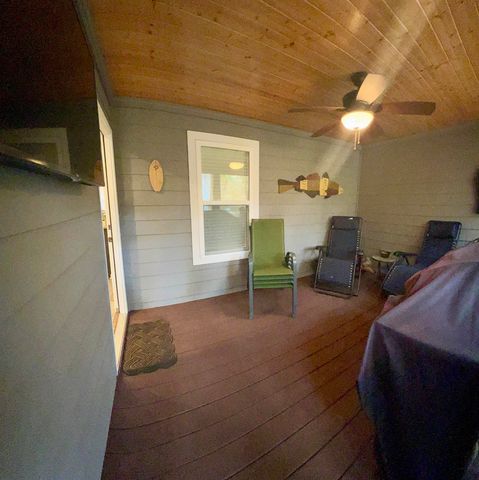 120 CHVAL DR, Counce, TN 38326