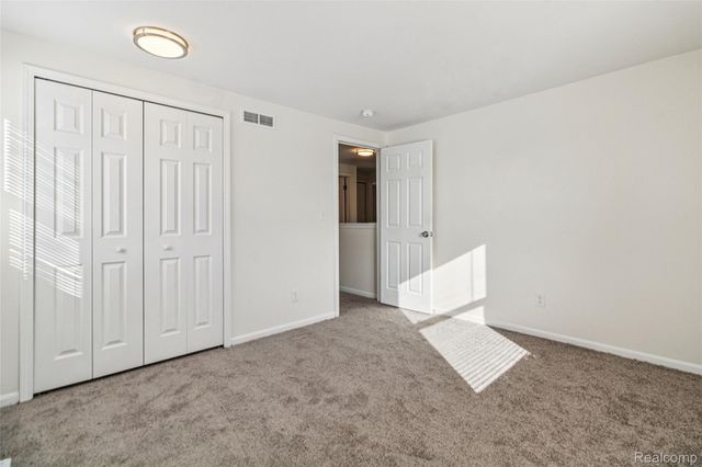 39735 Bonnie Court, Clinton Charter Township, MI 48038