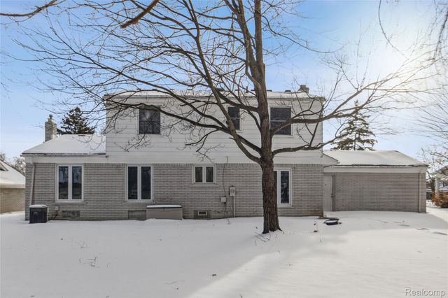 39735 Bonnie Court, Clinton Charter Township, MI 48038