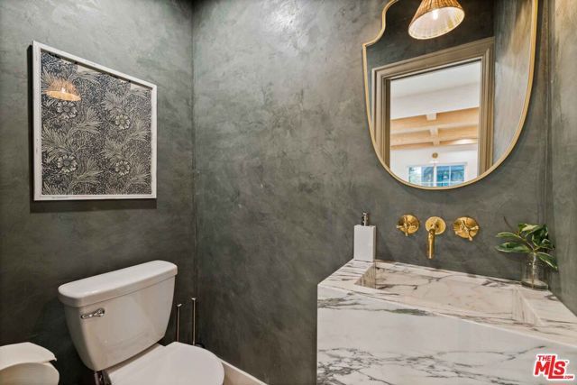 27643 W Shore Road 1, Lake Arrowhead, CA 92352