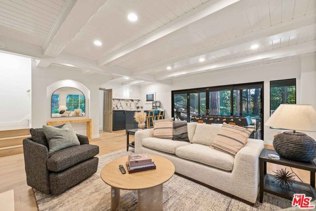 27643 W Shore Road 1, Lake Arrowhead, CA 92352