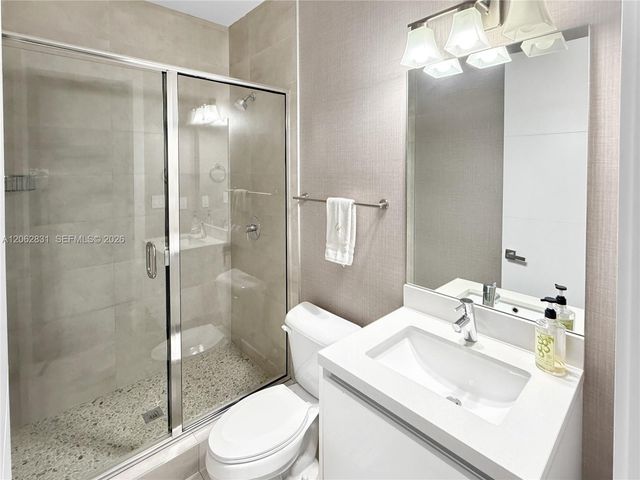 7447 NW 97th Ct, Doral, FL 33178