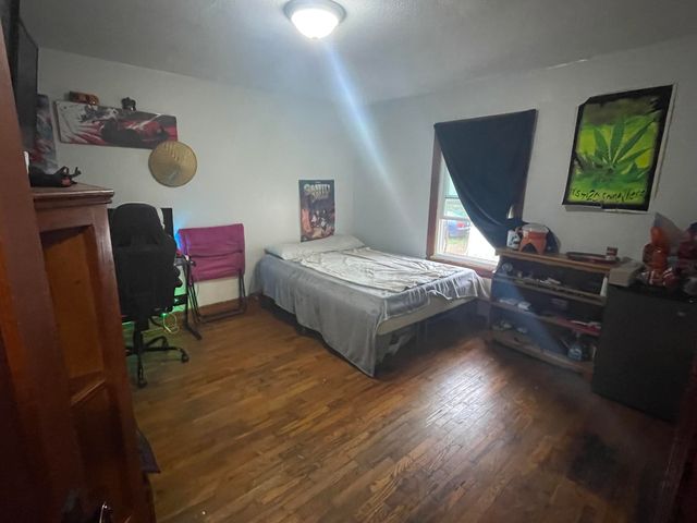 828 S Glenn Avenue, Springfield, MO 65802