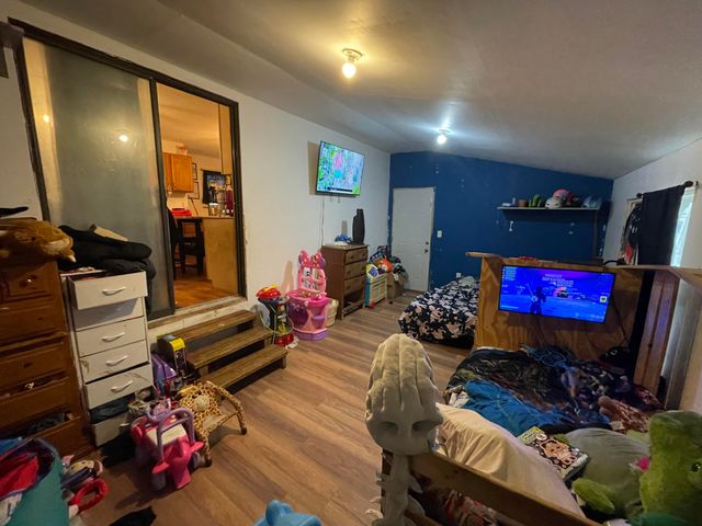 828 S Glenn Avenue, Springfield, MO 65802