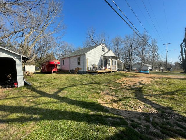 828 S Glenn Avenue, Springfield, MO 65802