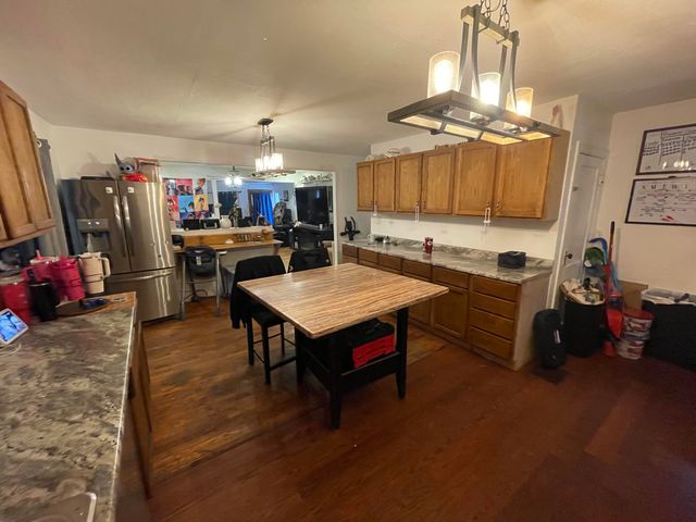 828 S Glenn Avenue, Springfield, MO 65802