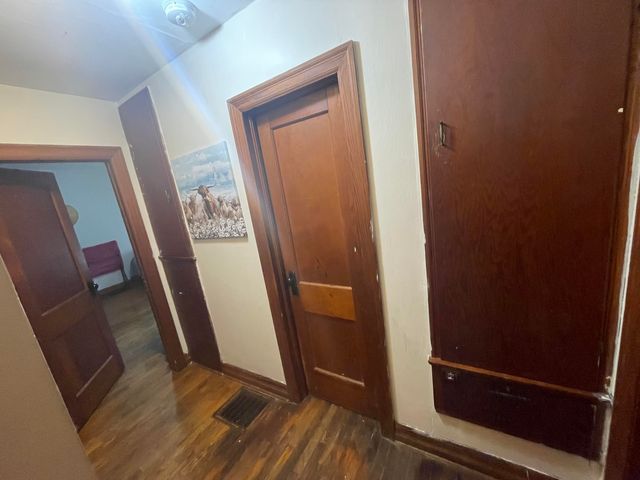 828 S Glenn Avenue, Springfield, MO 65802