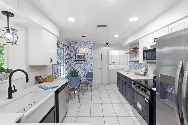 203 S LEE STREET, Beverly Hills, FL 34465