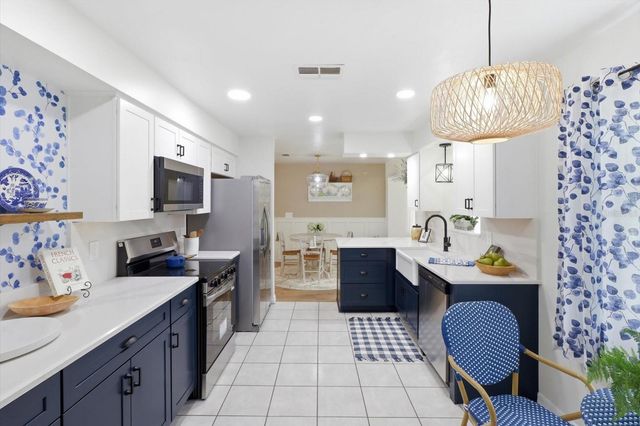 203 S LEE STREET, Beverly Hills, FL 34465