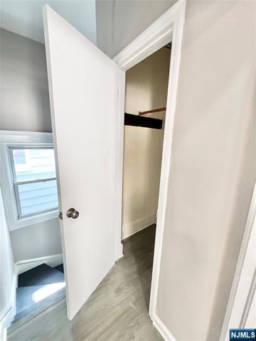 91 16th Street 2, Bayonne, NJ 07002