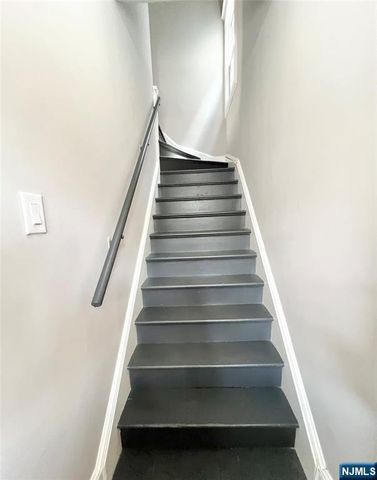 91 16th Street 2, Bayonne, NJ 07002