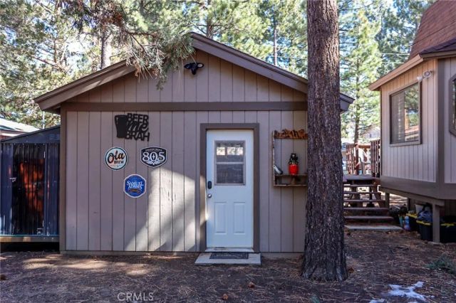 875 D Lane, Big Bear City, CA 92314