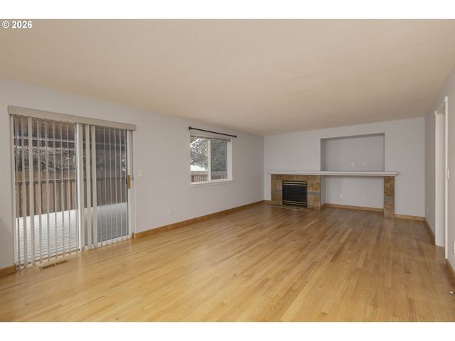 3205 Se HAMPTON Loop, Troutdale, OR 97060