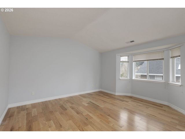 3205 Se HAMPTON Loop, Troutdale, OR 97060