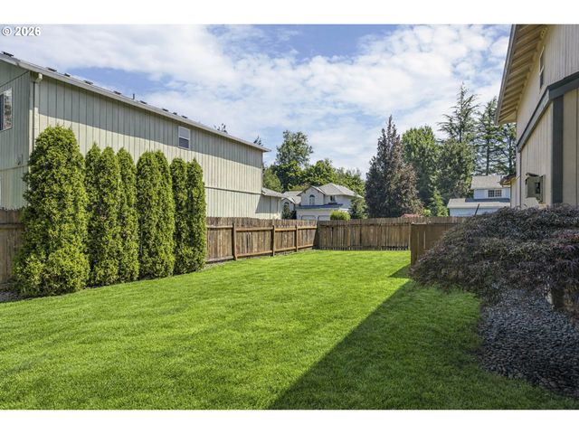 3205 Se HAMPTON Loop, Troutdale, OR 97060