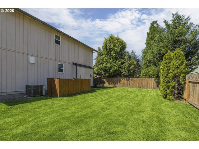 3205 Se HAMPTON Loop, Troutdale, OR 97060