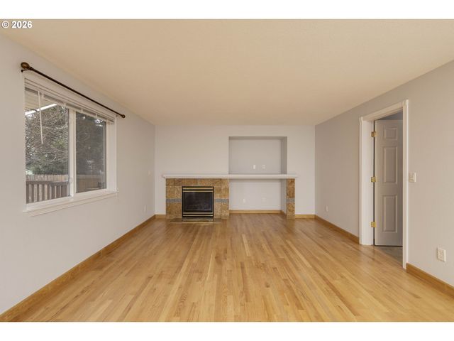 3205 Se HAMPTON Loop, Troutdale, OR 97060