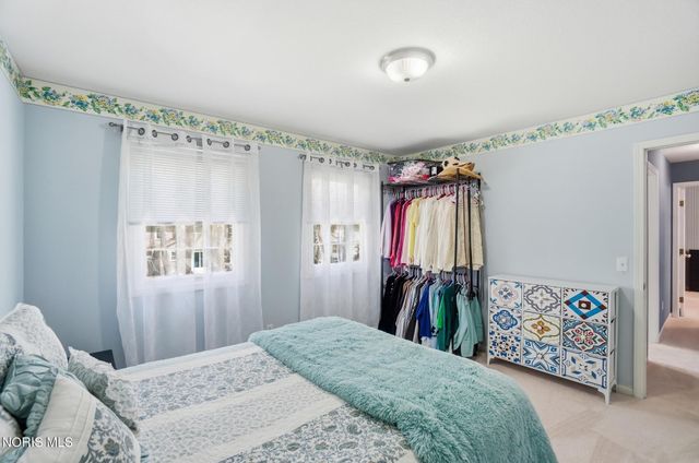 8240 Hidden Forest Drive, Holland, OH 43528