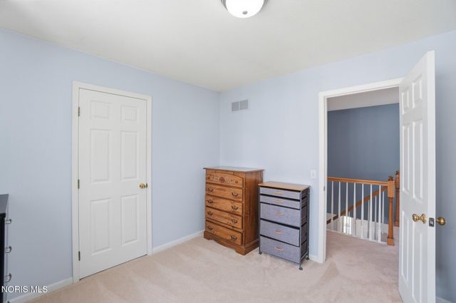 8240 Hidden Forest Drive, Holland, OH 43528