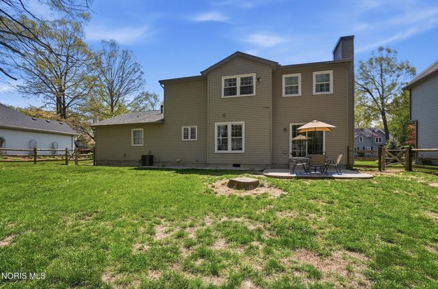 8240 Hidden Forest Drive, Holland, OH 43528
