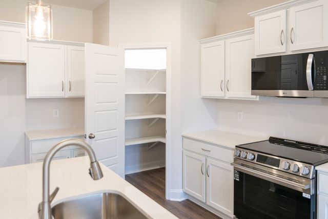 8 Miller Farm, Clarksville, TN 37043