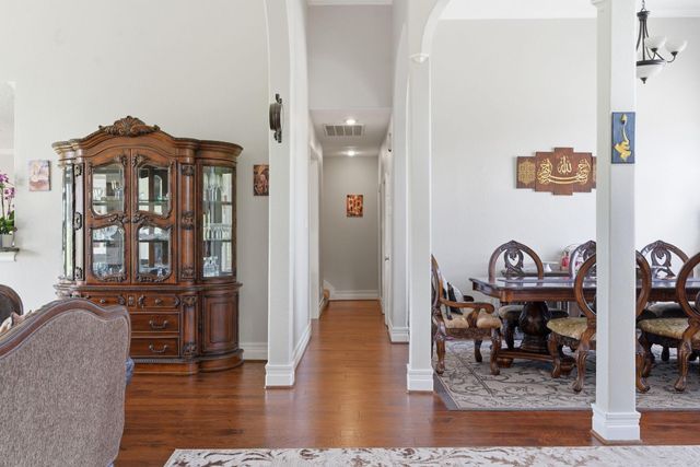 108 Somerton Drive, Montgomery, TX 77356