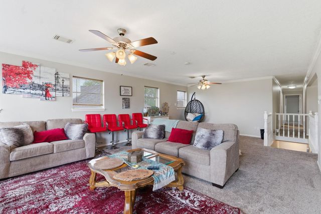 108 Somerton Drive, Montgomery, TX 77356