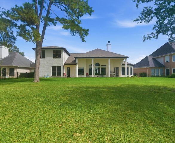 108 Somerton Drive, Montgomery, TX 77356