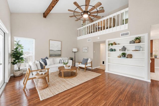 13684 Mutiny Lane, Galveston, TX 77554