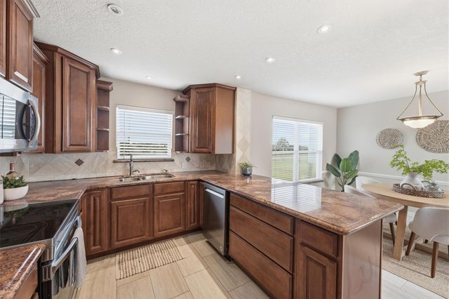 13684 Mutiny Lane, Galveston, TX 77554